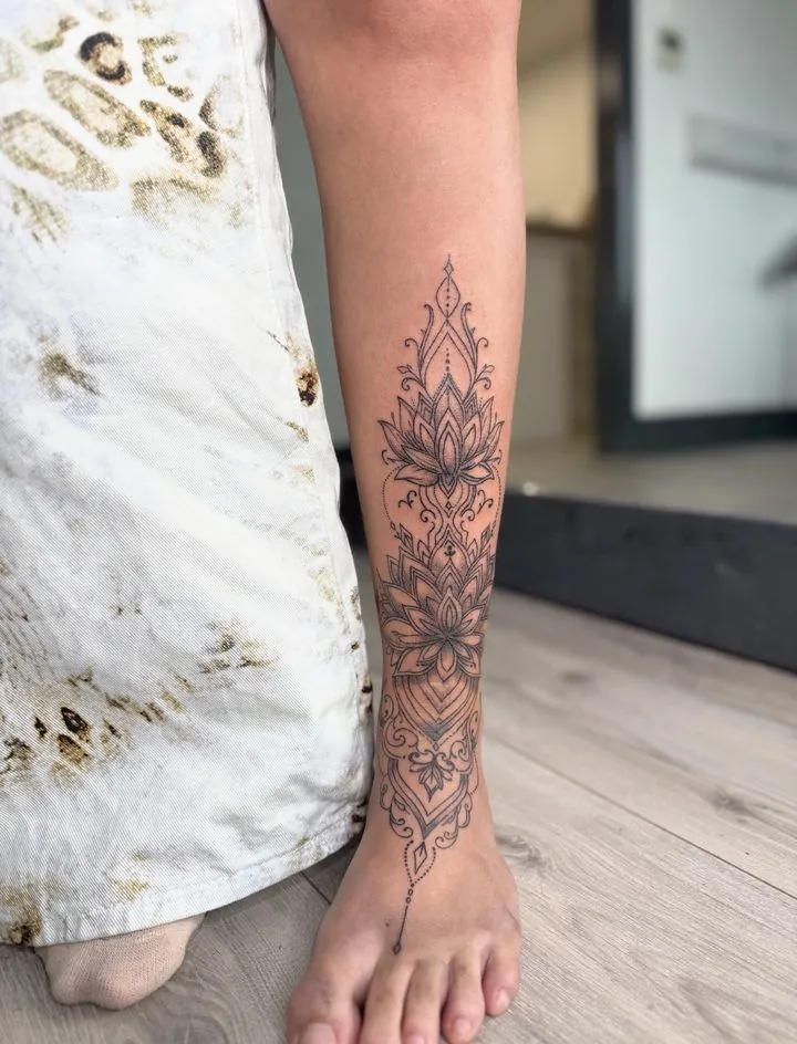 Botanical leg